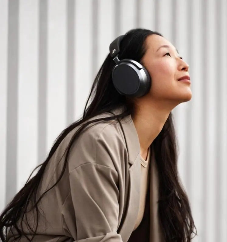 Sennheiser MOMENTUM 4 Wireless official image 6