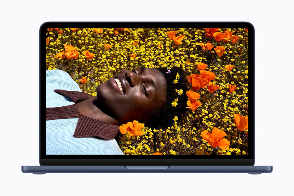 Apple MacBook Neo official image 6