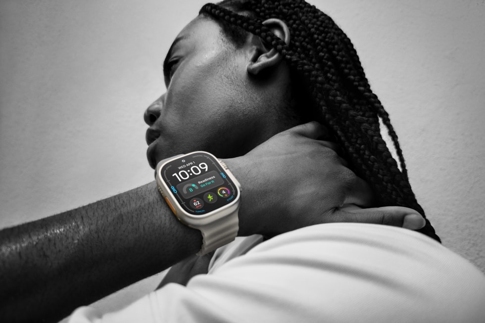 Apple Watch Ultra 4 official image 6