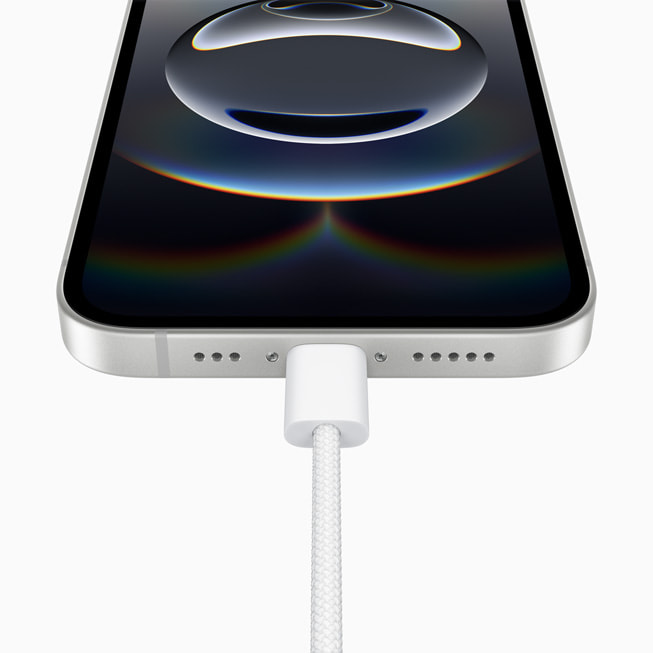 Apple iPhone 16e official image 4
