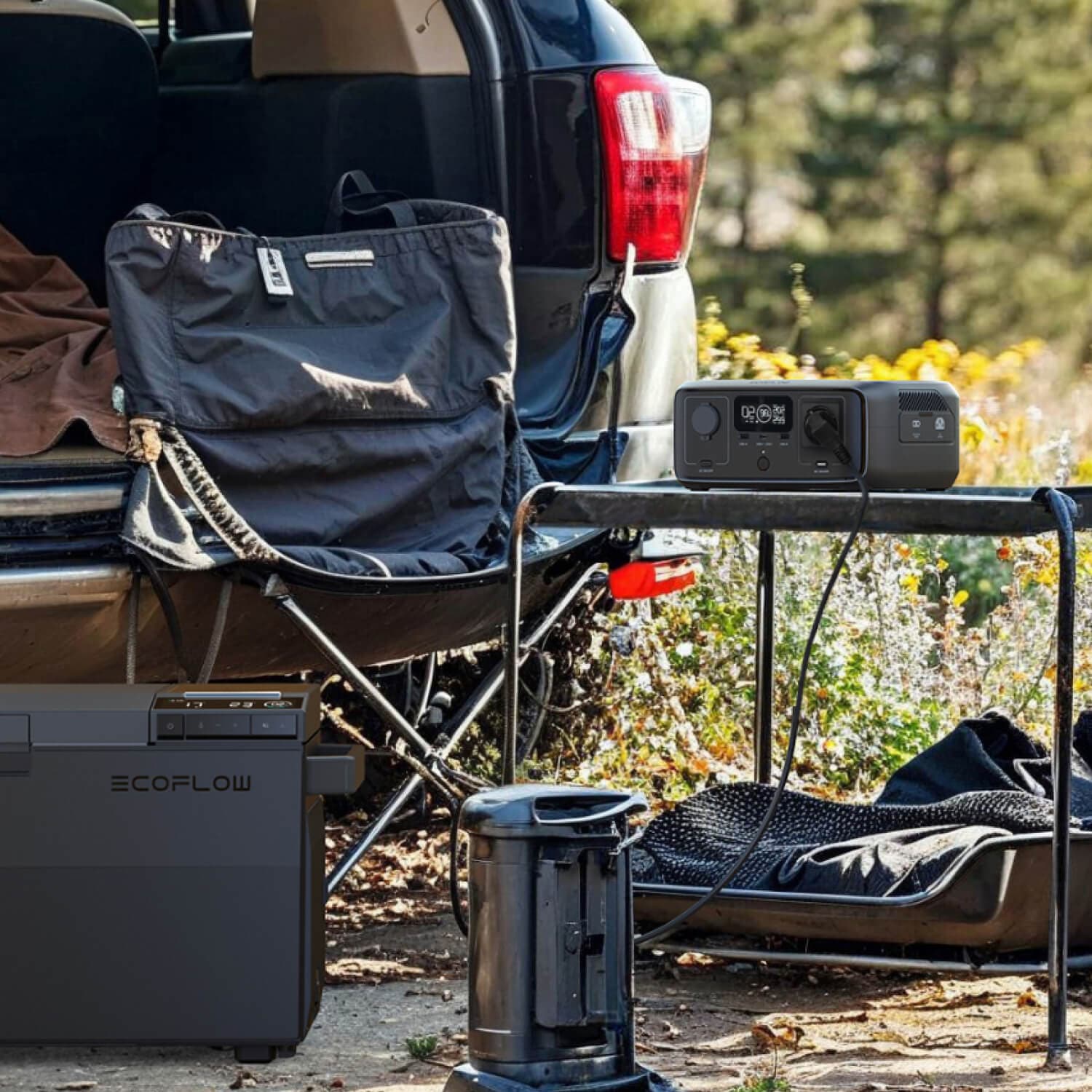 EcoFlow RIVER 3 Portable Power Station - outdoor charging illustration