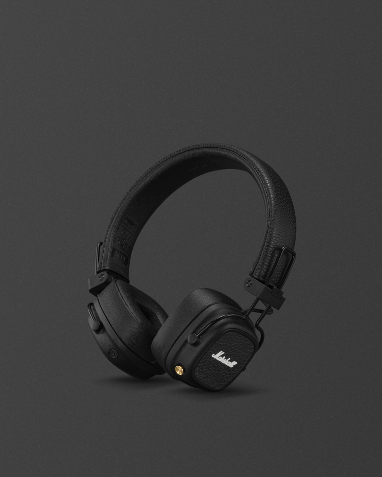 Marshall Major V (Black) - angled product view