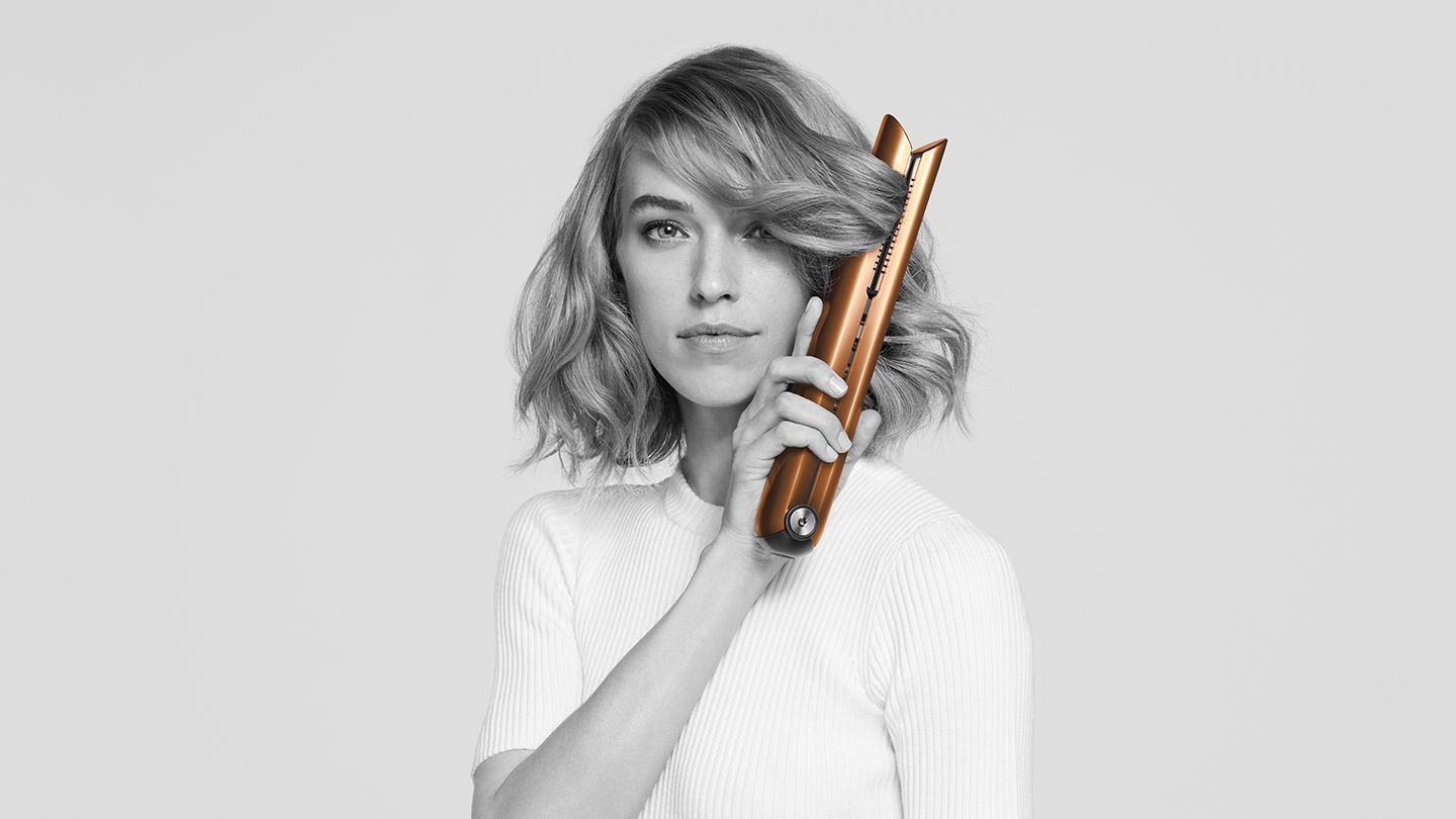 Dyson Corrale (Copper/Nickel) — styling straight hair