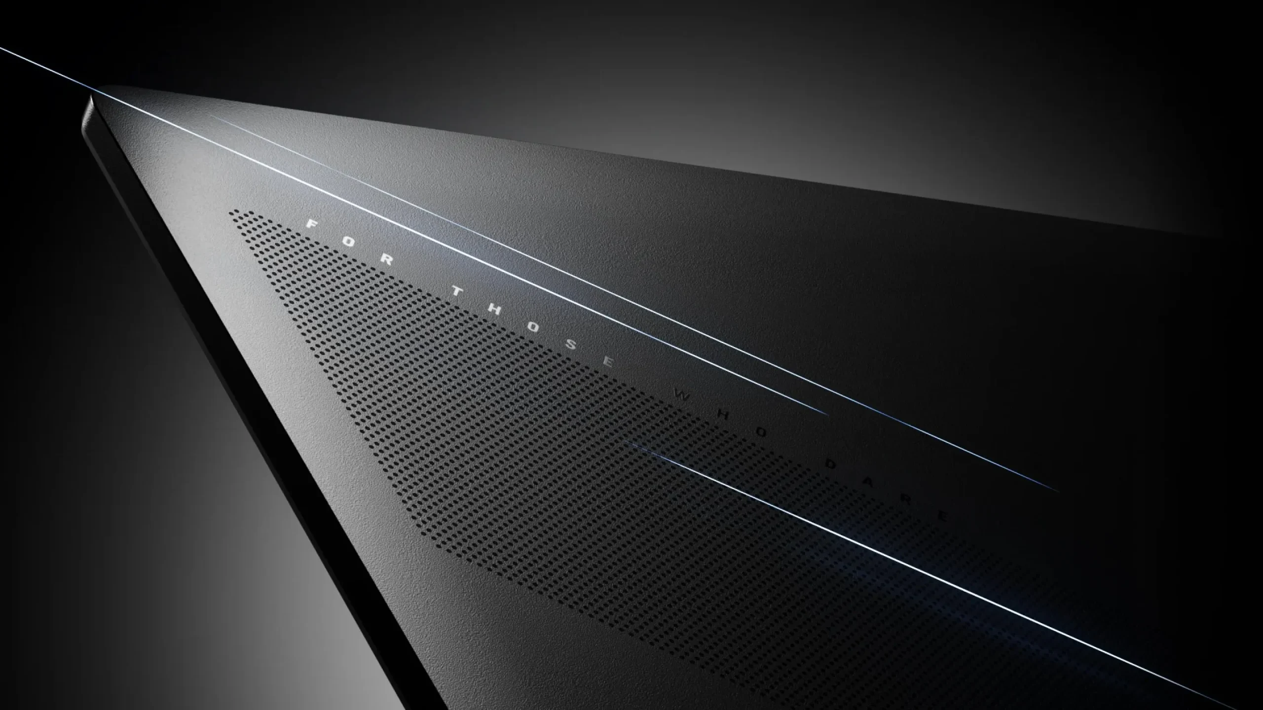 ASUS ROG Strix SCAR 18 G835LXG Off Black - lid finish detail