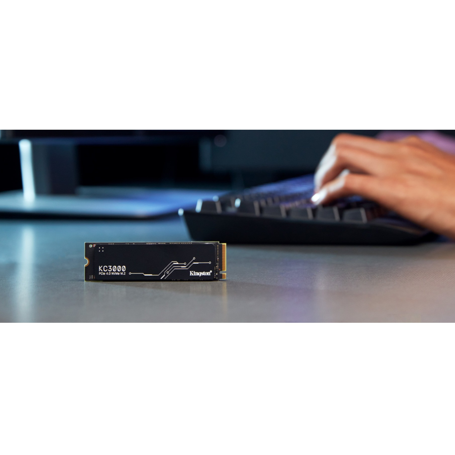 Kingston KC3000 2TB SKC3000D/2048G Black – product view 6