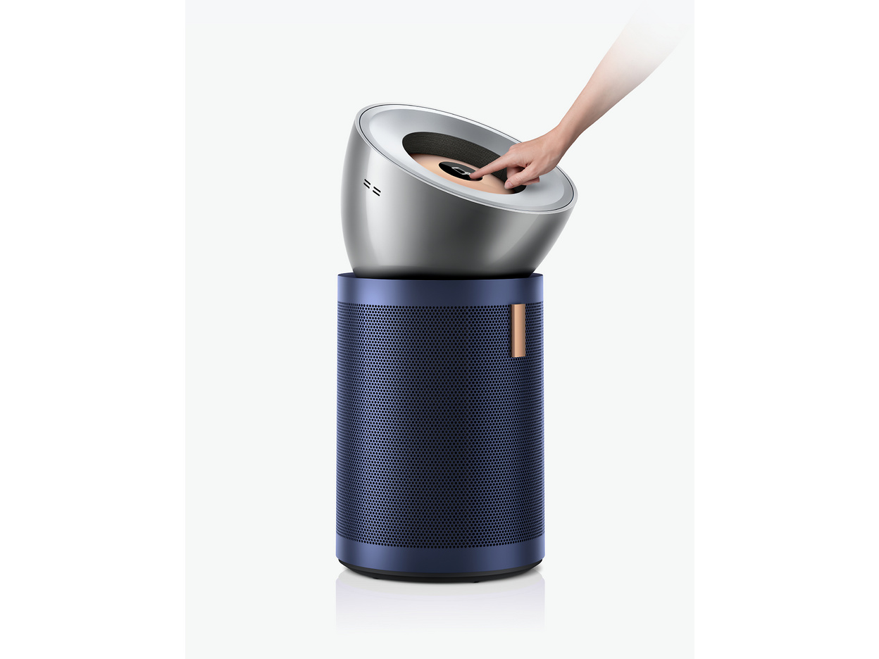 Dyson Purifier Big+Quiet Formaldehyde BP03 in Nickel and Dark Blue — airflow direction adjustment