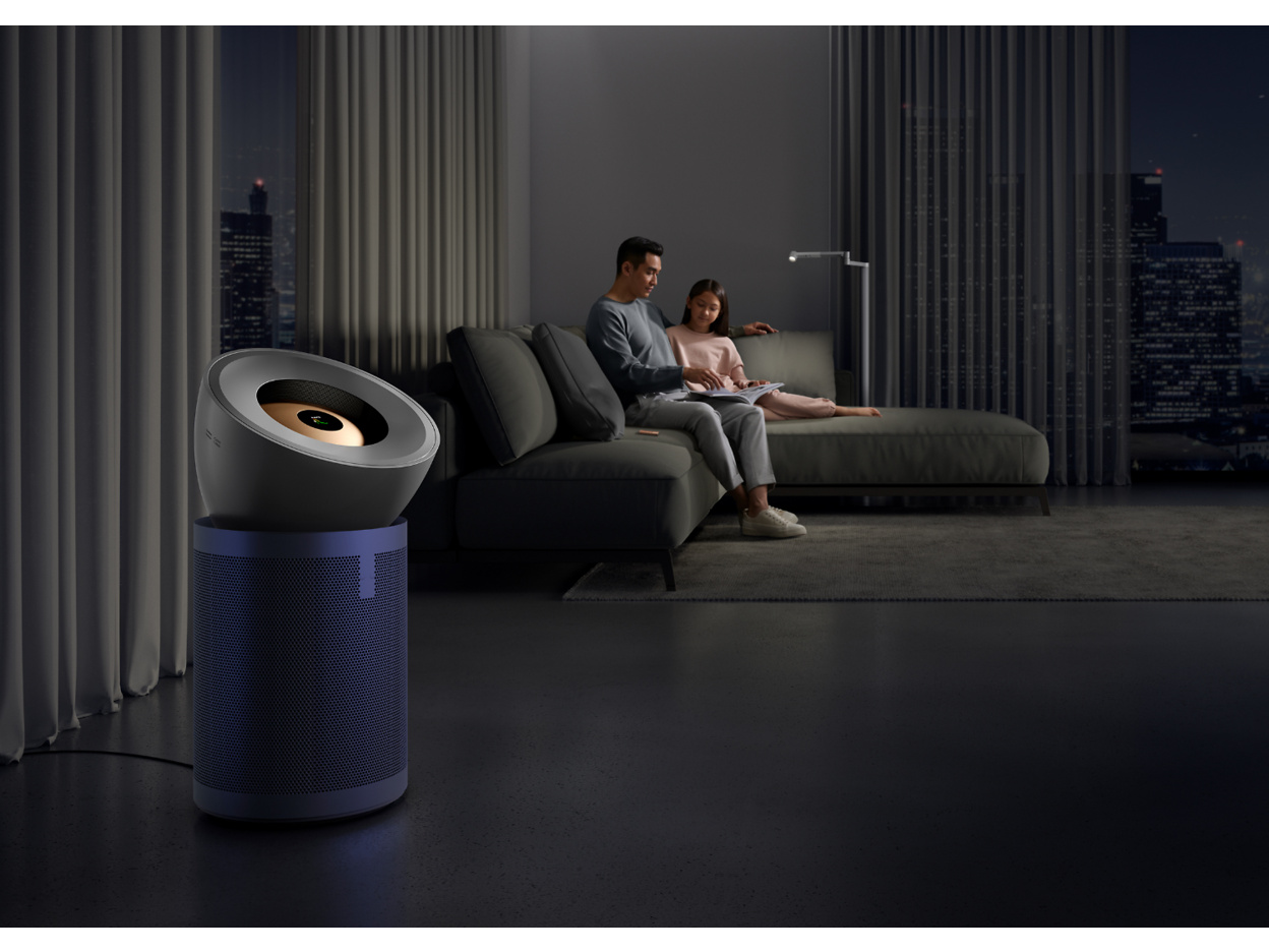 Dyson Purifier Big+Quiet Formaldehyde BP03 in Nickel and Dark Blue — nighttime room setting